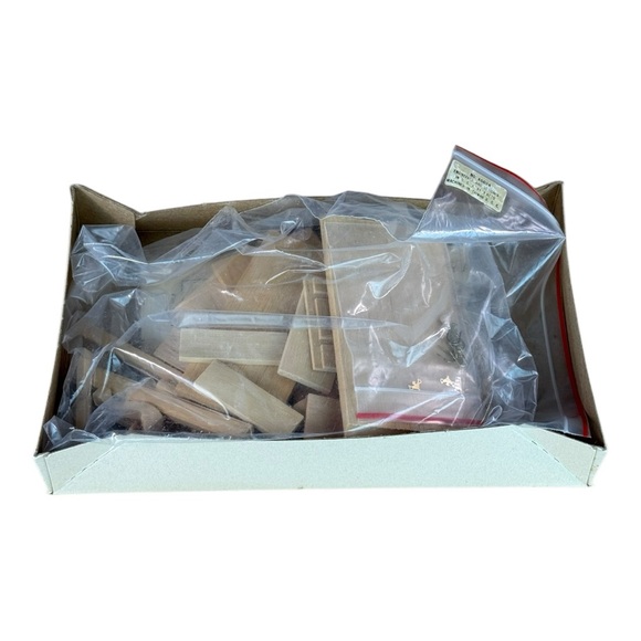 House of Miniatures Chippendale Lowboy (Model #40024) - Picture 3 of 10